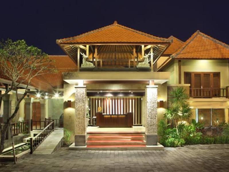 Adhi Jaya Hotel Kuta Lombok Exterior foto
